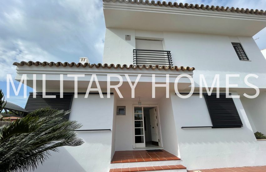Amazing Renovated House 5 bedrooms, 4 baths EL PUERTO