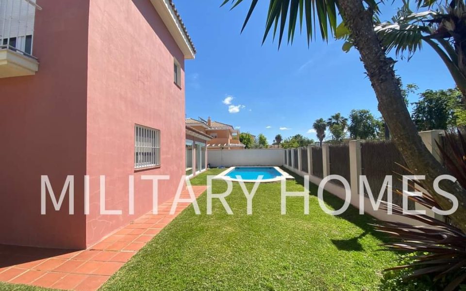 Amazing house 4 bedrooms 3 bathrooms 2