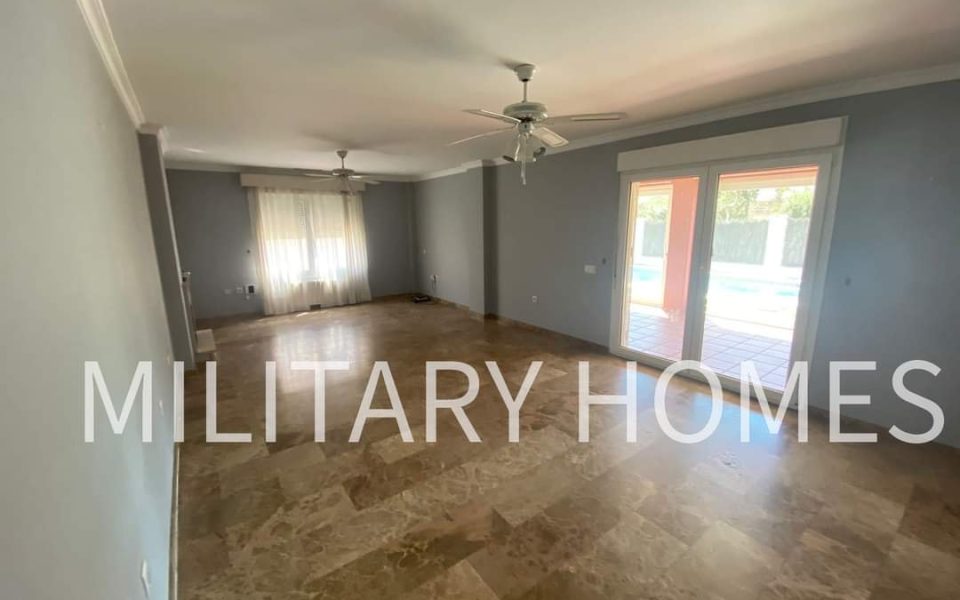Amazing house 4 bedrooms 3 bathrooms 3