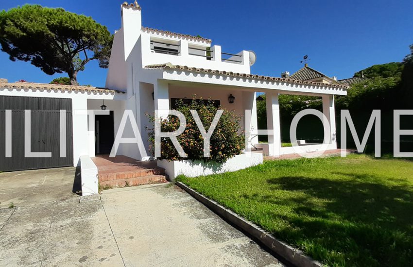 Beach House 4 bedrooms, 3 bathrooms 2