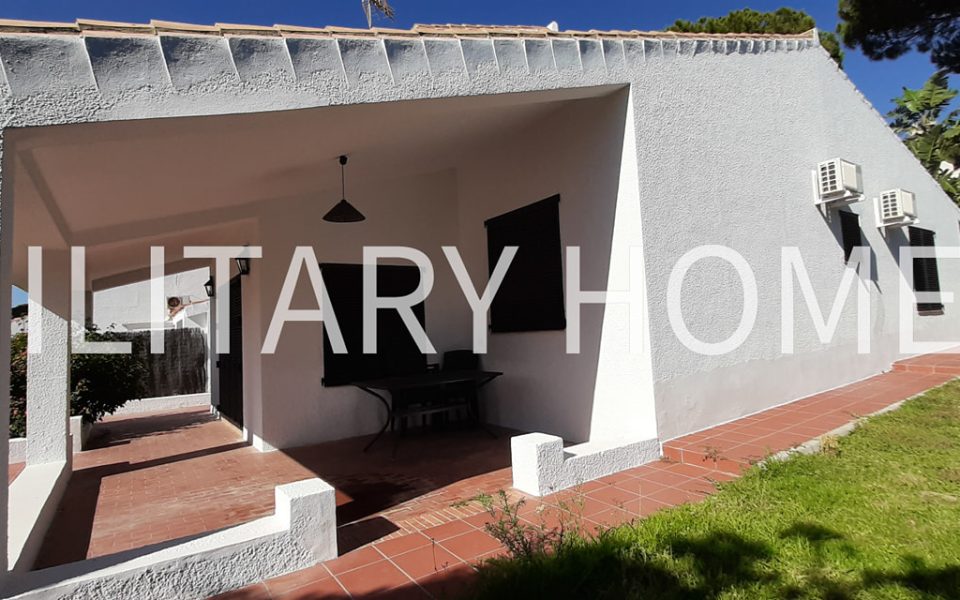 Beach House 4 bedrooms, 3 bathrooms 3