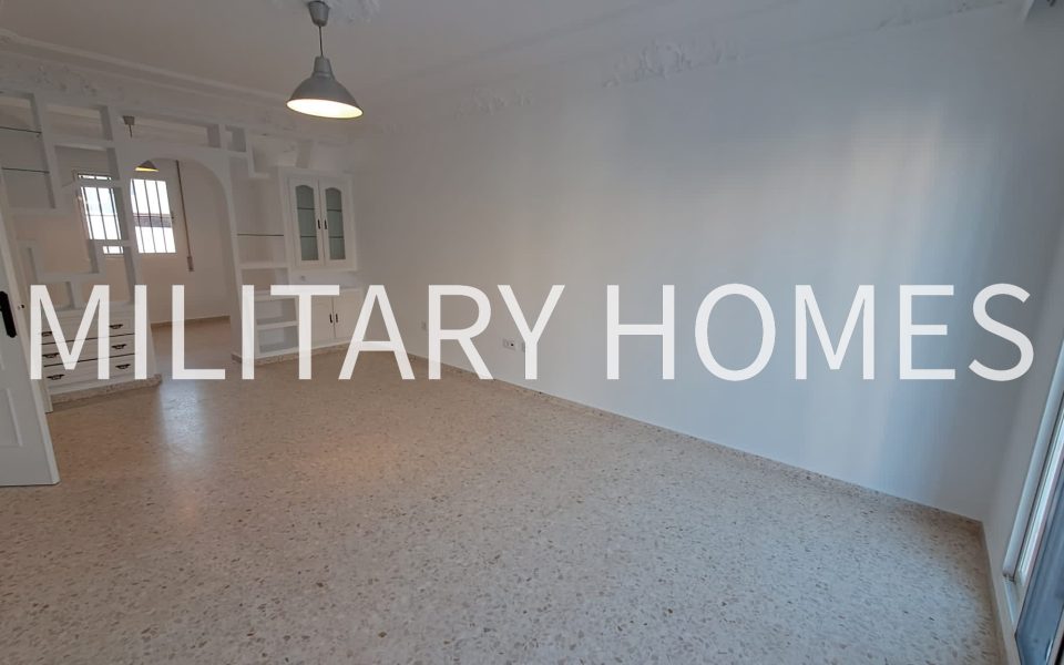 Townhouse 3 bedrooms, 2 bathrooms 2